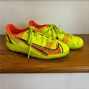Nike Jr. Mercurial Vapor 14 Academy IC (Volt)
